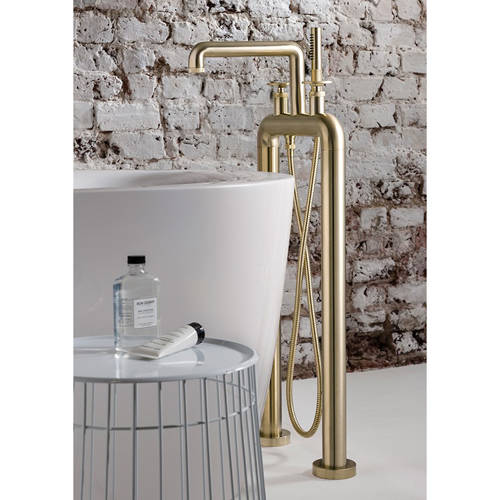 Example image of Crosswater UNION Free Standing BSM Tap With Wheel Handles (B Brass).